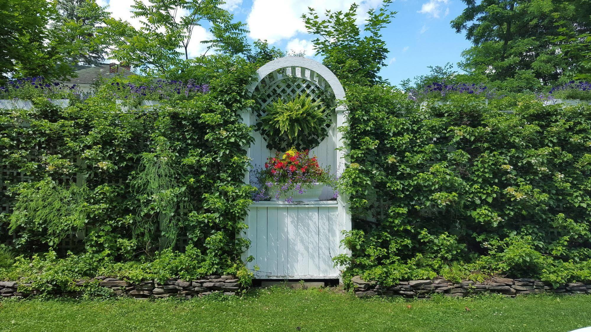 The White House Inn Cooperstown Exteriör bild